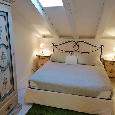 Tana Bianca Apartament