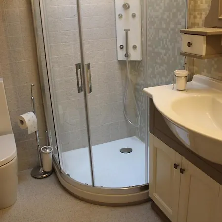 Tana Bianca * Triëst